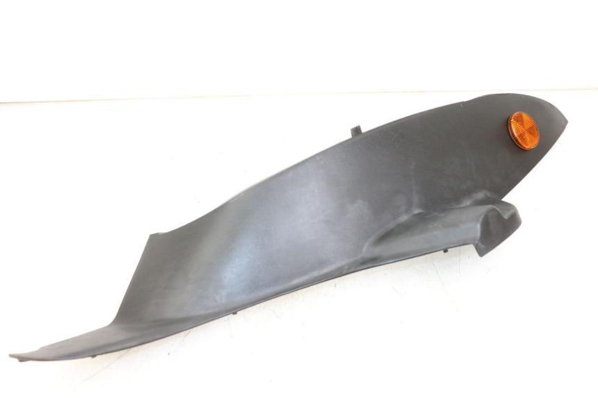 photo de LEFT FOOTREST PEUGEOT ELYSTAR 50 (2002 - 2014) - Technical close-up