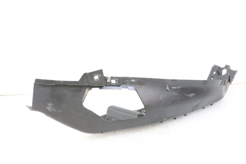 photo de LEFT FOOTREST PIAGGIO X8 125 (2004 - 2007) - Checked used part