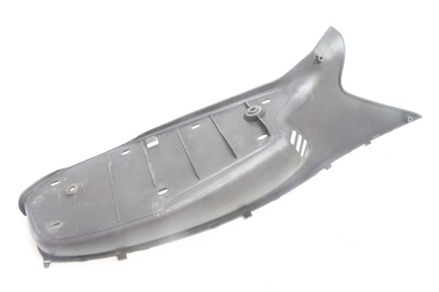 photo de LEFT FLOOR PANEL GILERA RUNNER SP 50 (2002 - 2004) - Distinctive features