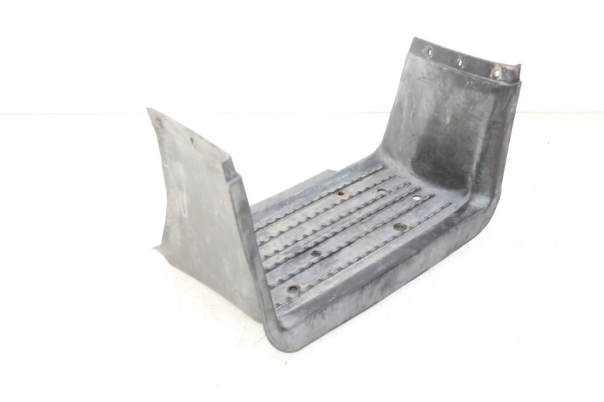 photo de LEFT FLOOR PANEL HYTRACK S 150 (2003 - 2011) - Surface and material condition