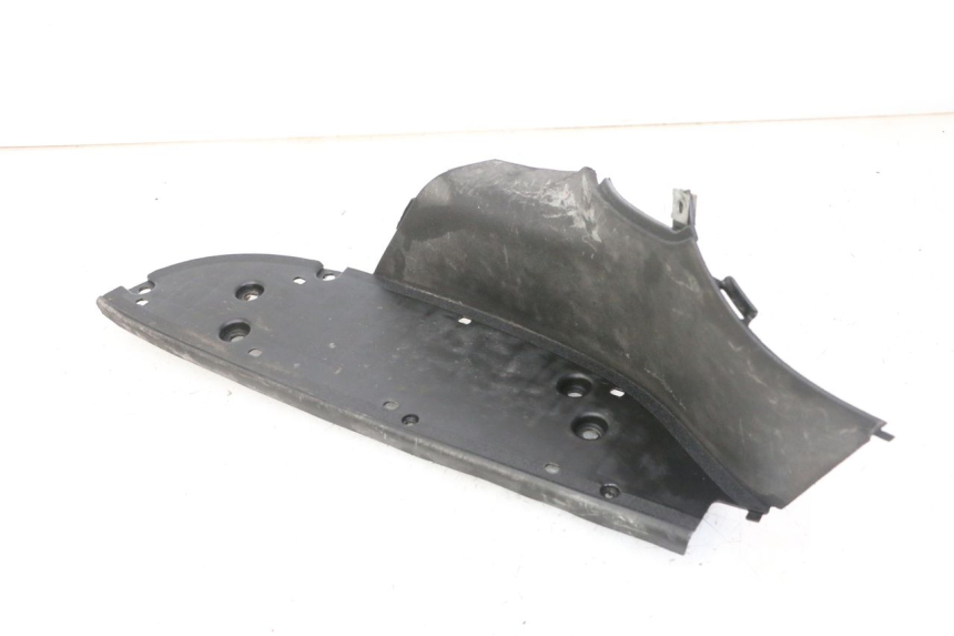 photo de LEFT FLOOR PANEL APRILIA SCARABEO GT TOURING 125 (1999 - 2005) - Main view