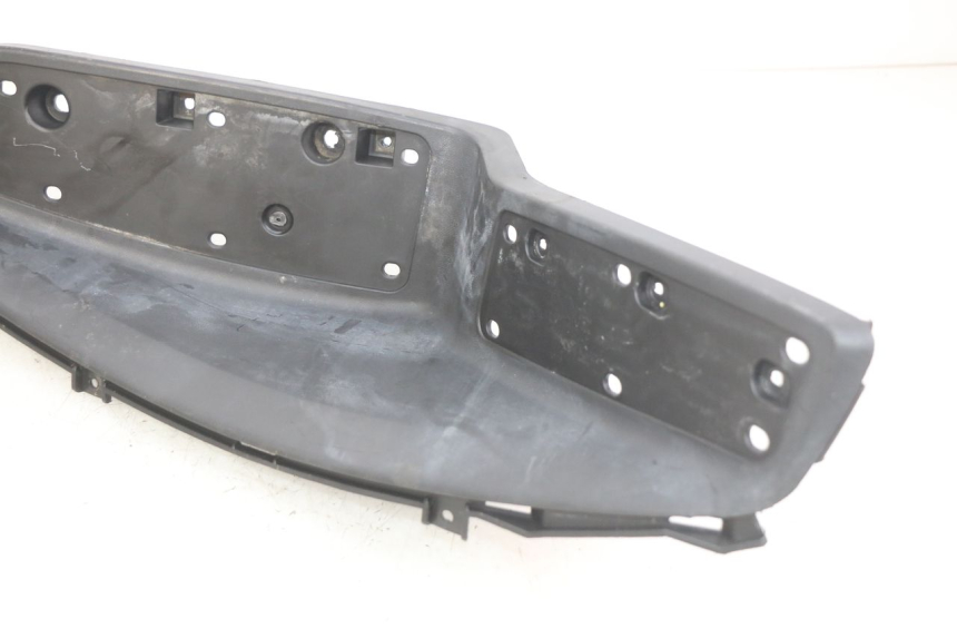 photo de LEFT FOOTREST KYMCO X-TOWN XTOWN 125 (2016 - 2021) - Technical close-up