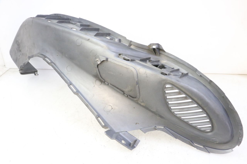 photo de LEFT FOOTREST PIAGGIO X9 EVOLUTION 125 (2003 - 2007) - Zoom on usage condition