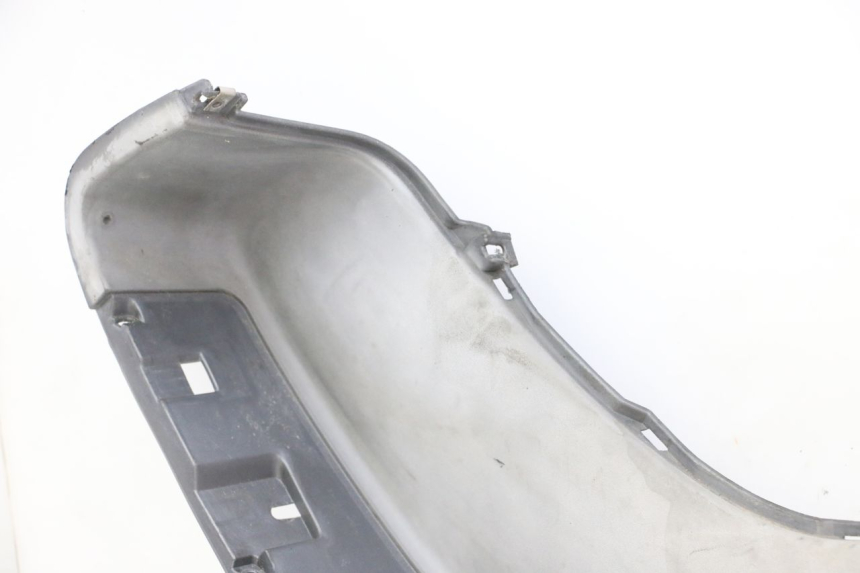 photo de LEFT FOOTREST PIAGGIO X9 EVOLUTION 125 (2003 - 2007) - Fixing points details