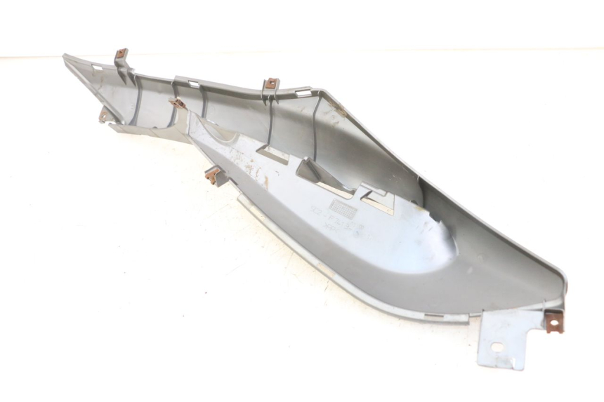 photo de LEFT FLOOR PANEL YAMAHA NEOS NEO'S 4T 50 (2008 - 2016) - Technical close-up