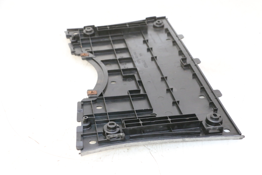 photo de FLOOR PANEL KYMCO GRAND DINK 125 (2008 - 2014) - Zoom on usage condition