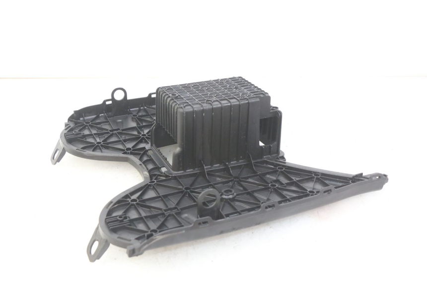 photo de FOOTREST PEUGEOT KISBEE 2T 50 (2018 - 2022) - Component detail