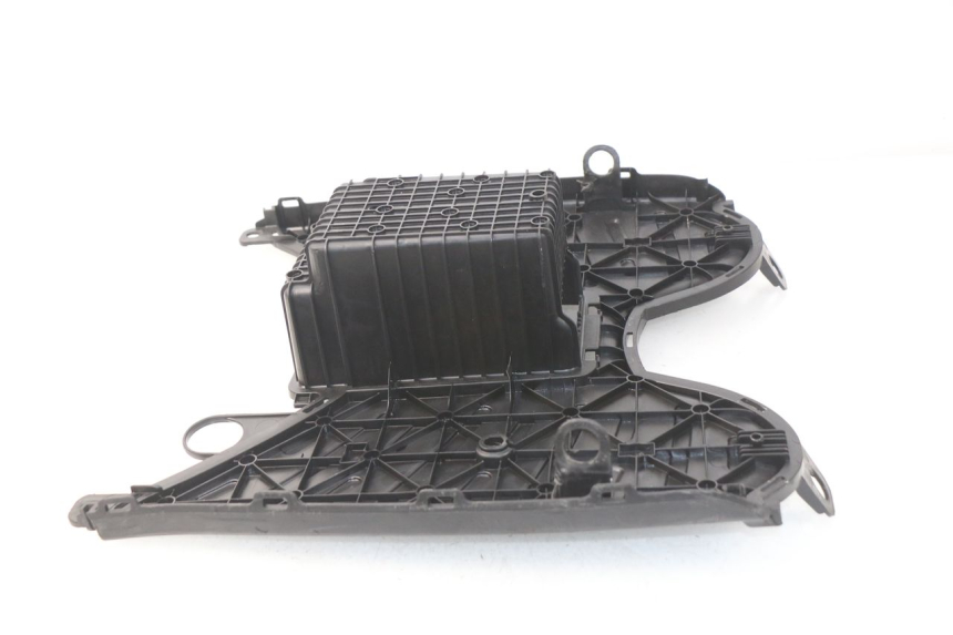 photo de FOOTREST PEUGEOT KISBEE 4T 50 (2018 - 2022) - Product overview