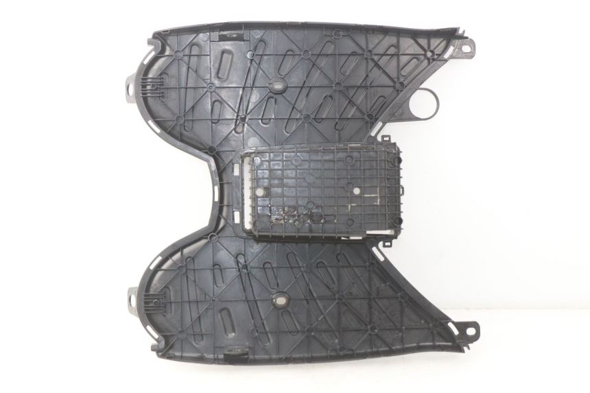 photo de FOOTREST PEUGEOT KISBEE 4T 50 (2010 - 2017) - Component detail