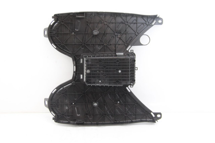 photo de FOOTREST PEUGEOT KISBEE 4T 50 (2018 - 2022) - Component detail