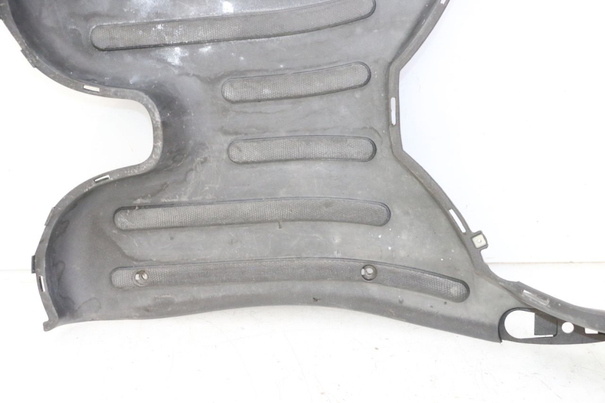 photo de FLOOR PANEL PIAGGIO LIBERTY 4T 50 (2009 - 2015) - Surface and material condition