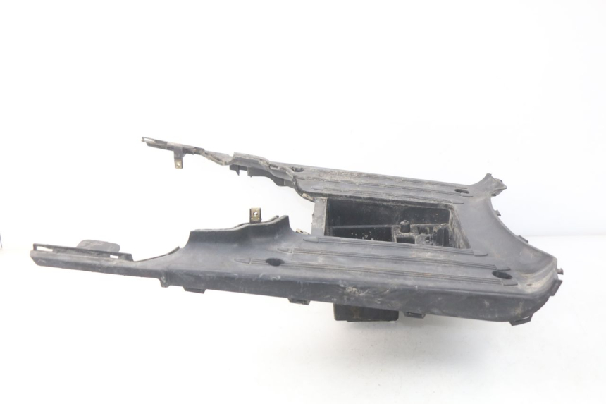 photo de FLOOR PANEL KYMCO LIKE 2T 50 (2009 - 2018) - Markings and original references