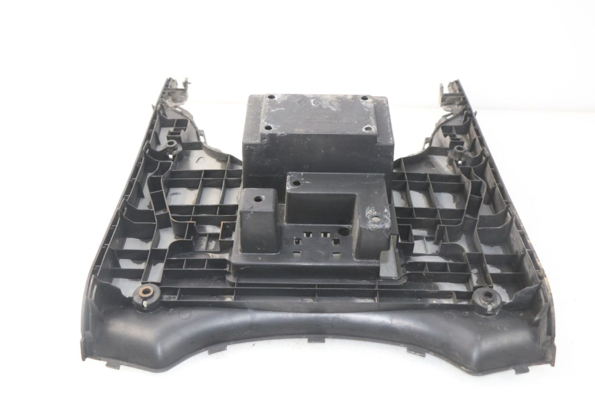 photo de FLOOR PANEL KYMCO LIKE 4T 50 (2009 - 2018) - Alternative perspective