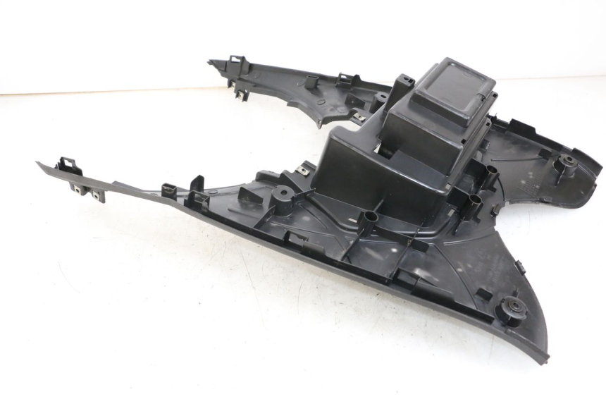 photo de FLOOR PANEL SYM MIO 50 (2005 - 2010) - Component detail