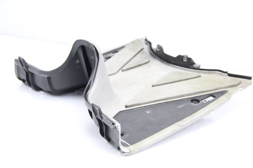 photo de FLOOR PANEL PIAGGIO NEW TYPHOON 50 (2010 - 2017) - Alternative perspective