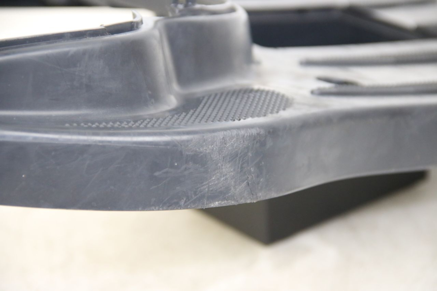 photo de FOOTREST JM MOTORS OLDIES 4T 50 (2010 - 2020) - Fixing points details