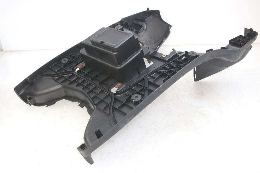 photo de FOOTREST SYM ORBIT 2 4T 50 (2018 - 2022) - Fixing points details