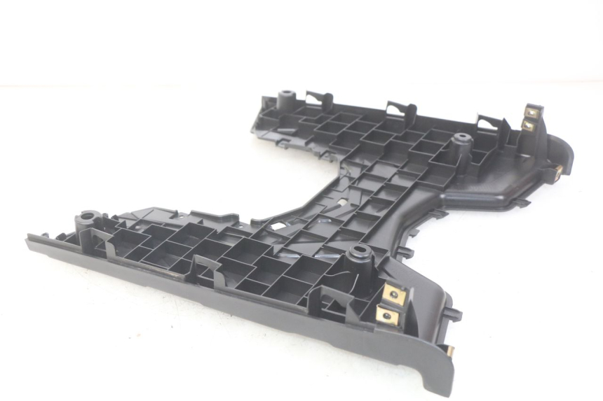 photo de FLOOR PANEL SYM ORBIT III 3 4T 50 (2021 - 2025) - Zoom on usage condition