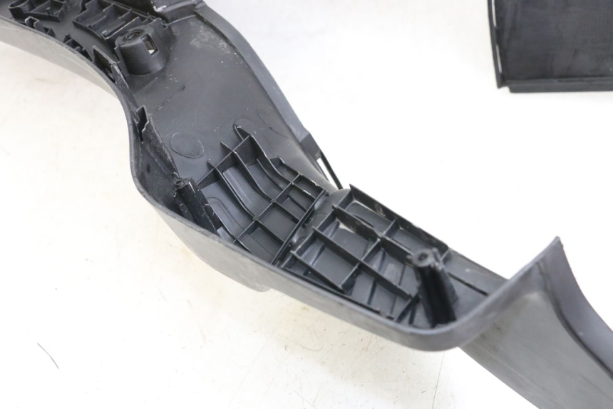 photo de FLOOR PANEL SYM ORBIT 50 (2008 - 2010) - Technical close-up