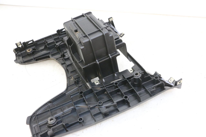 photo de FLOOR PANEL PEUGEOT BELVILLE 125 (2017 - 2021) - Component detail