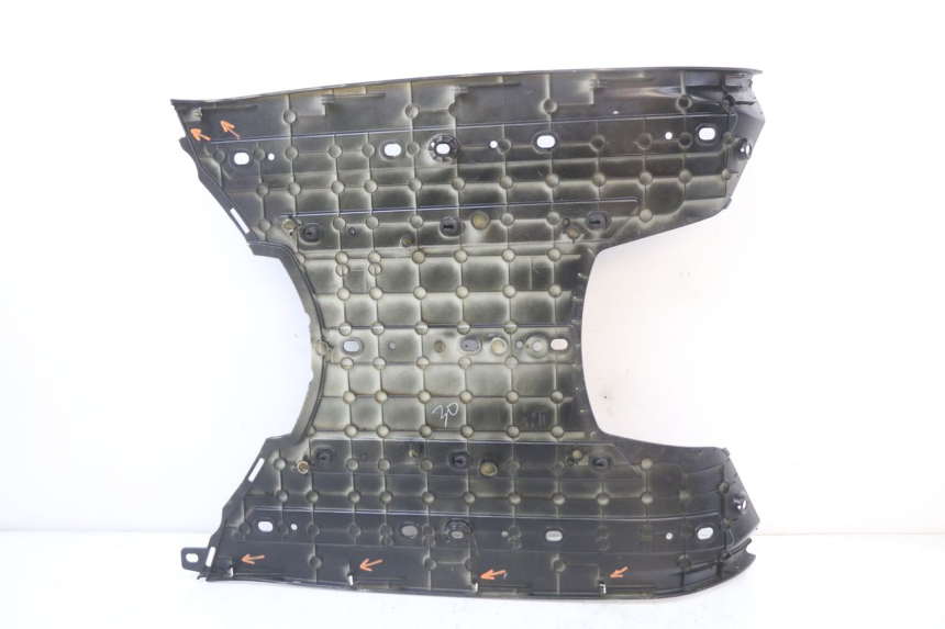 photo de FLOOR PANEL PEUGEOT DJANGO 125 (2014 - 2017) - Fixing points details