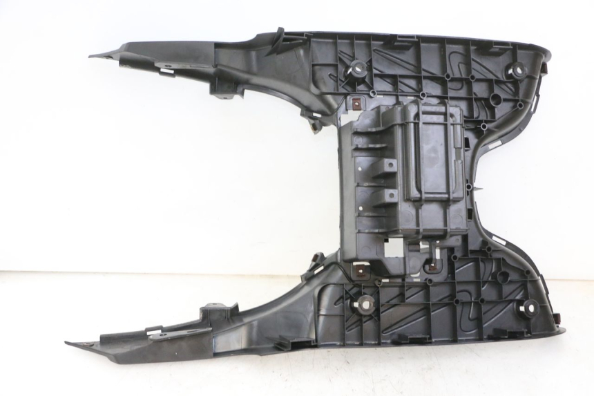 photo de FLOOR PANEL PEUGEOT TWEET 4T 50 (2014 - 2019) - Fixing points details