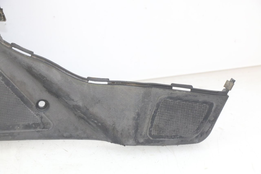 photo de FOOTREST KEEWAY RY6 2T 50 (2011 - 2019) - Detailed visual inspection