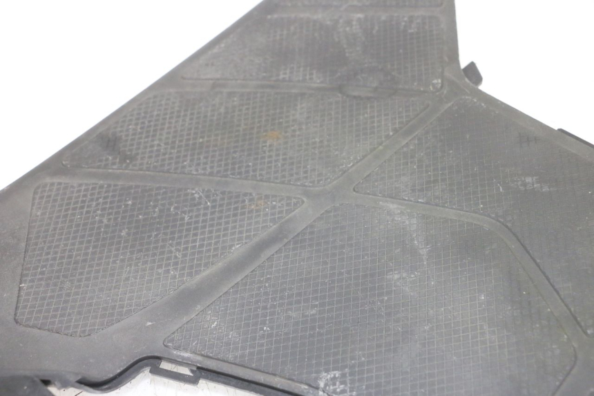 photo de FLOOR PANEL DAELIM S1 125 (2007 - 2016) - Zoom on usage condition