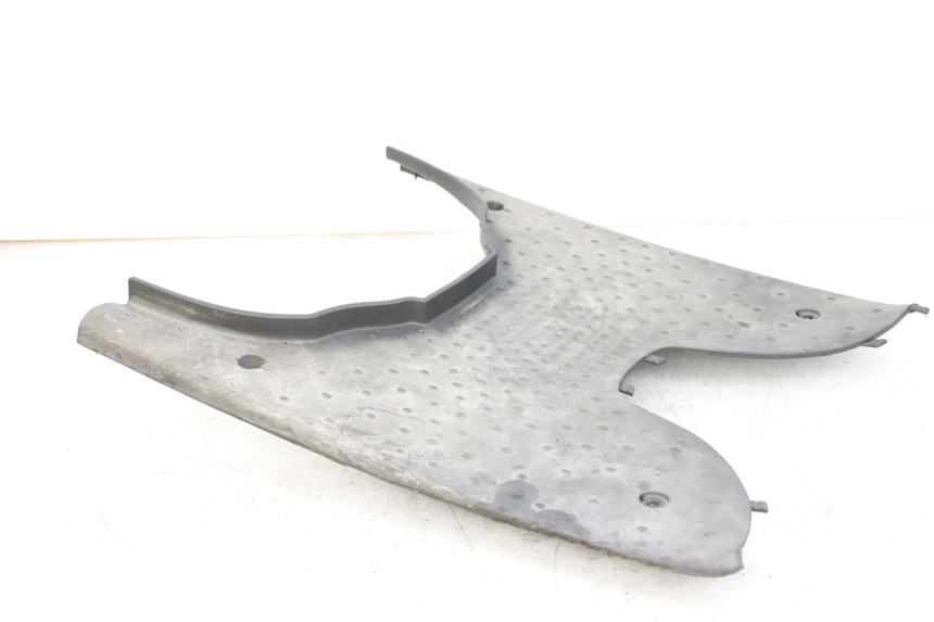 photo de FOOTREST APRILIA SCARABEO 100 (2003 - 2012) - Fixing points details