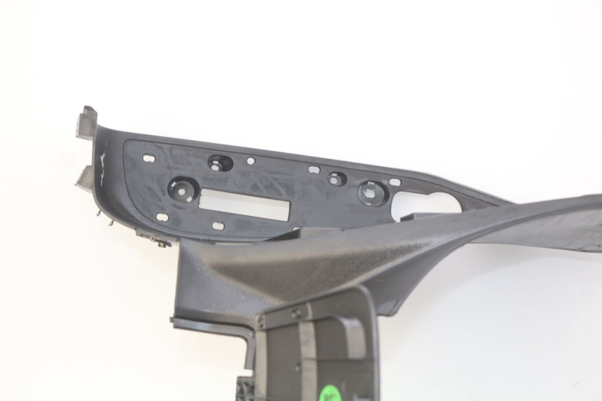 photo de FOOTREST MBK SKYCRUISER 125 (2010 - 2013) - Distinctive features