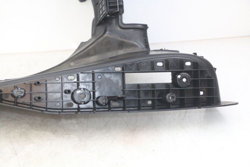 photo de FOOTREST MBK SKYCRUISER 125 (2010 - 2013) - Fixing points details