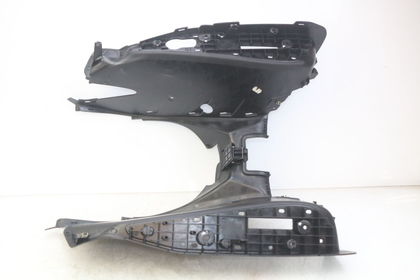 photo de FOOTREST MBK SKYCRUISER 125 (2010 - 2013) - Surface and material condition