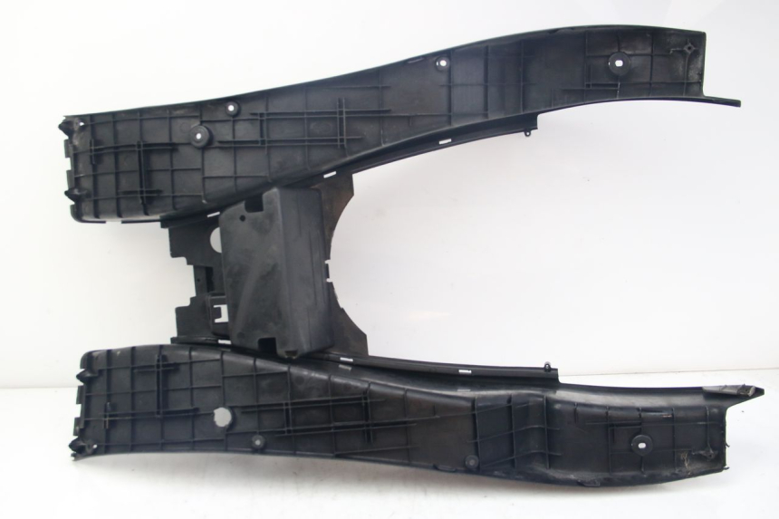 photo de FOOTREST MBK SKYLINER 125 (1998 - 2001) - Component detail