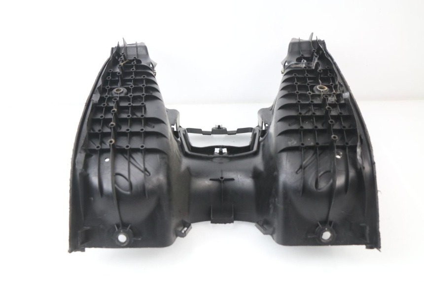 photo de FLOOR PANEL PEUGEOT SPEEDFIGHT 2 AC 50 (2000 - 2009) - Surface and material condition