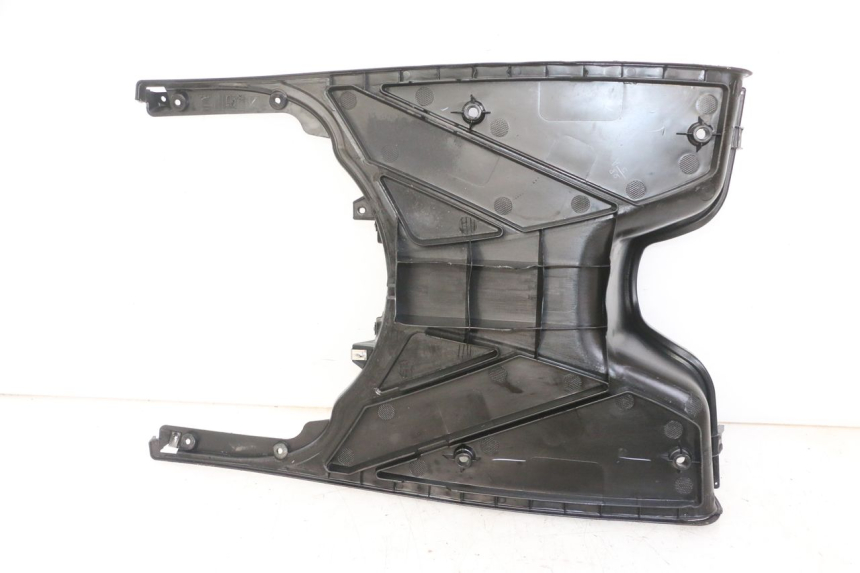 photo de FLOOR PANEL APRILIA SR 2T 50 (2018 - 2022) - Technical close-up