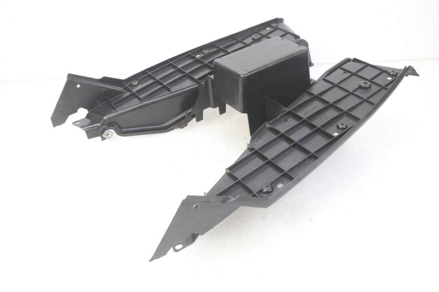 photo de FOOTREST APRILIA SR R 2T LC 50 (2018 - 2021) - Zoom on usage condition