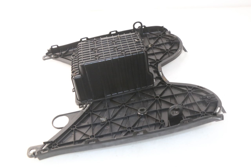 photo de FLOOR PANEL PEUGEOT STREETZONE 2T 50 (2014 - 2019) - Component detail