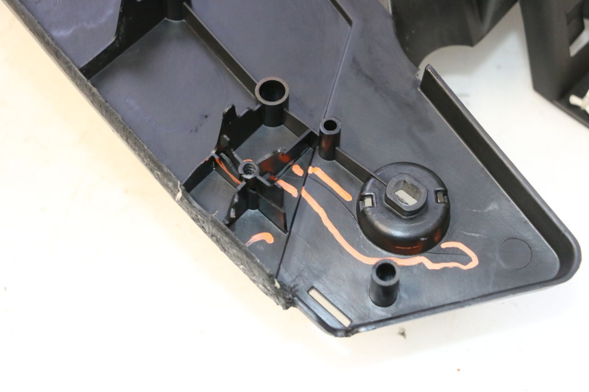 photo de FLOOR PANEL MBK STUNT NAKED 50 (2004 - 2018) - Component detail
