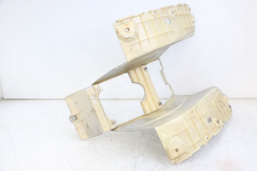 photo de FLOOR PANEL PIAGGIO SUPER LX 125 (2000 - 2003) - Component detail