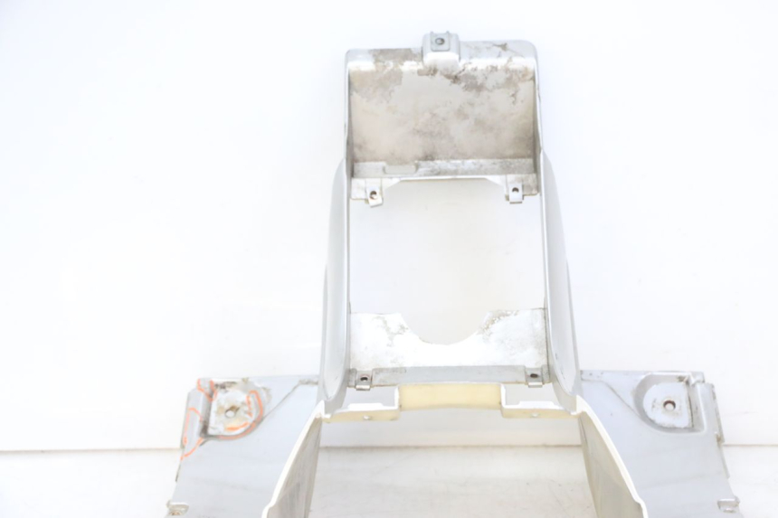 photo de FLOOR PANEL PIAGGIO SUPER LX 125 (2000 - 2003) - High-resolution close-up