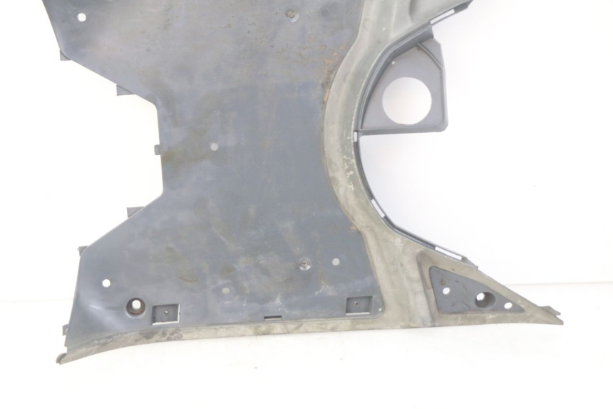 photo de FOOTREST PEUGEOT SV 125 (1991 - 1994) - Additional view of the item