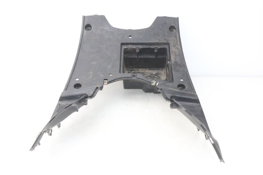 photo de FLOOR PANEL BAOTIAN TRAVEL SPIRIT 50 (2010 - 2012) - Product overview