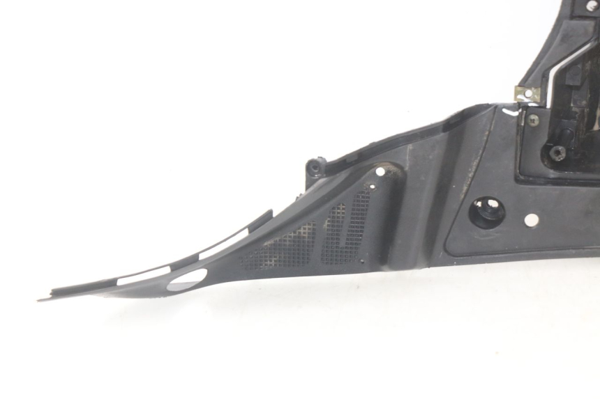 photo de FLOOR PANEL BAOTIAN TRAVEL SPIRIT 50 (2010 - 2012) - Markings and original references