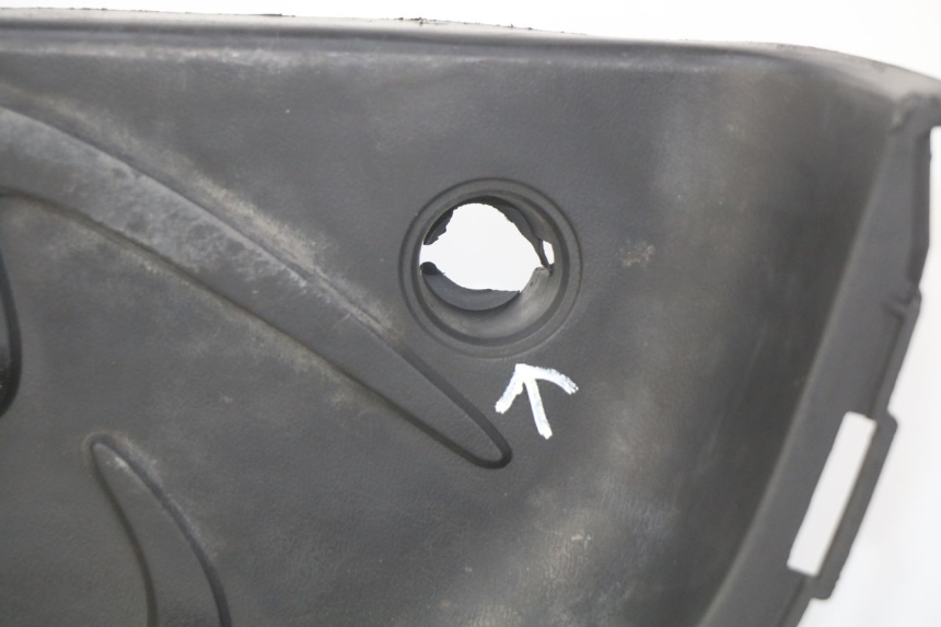 photo de FOOTREST PEUGEOT TWEET 4T 50 (2010 - 2014) - Additional view of the item