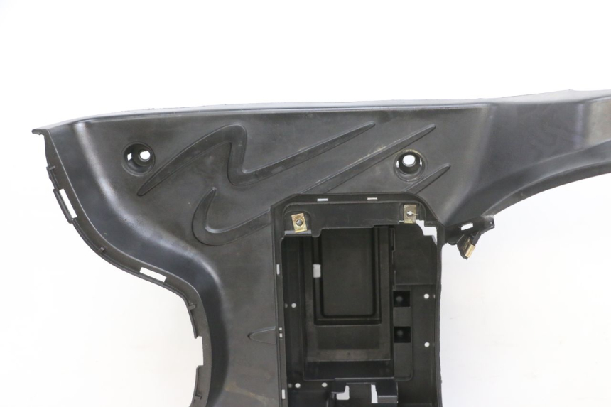 photo de FLOOR PANEL PEUGEOT TWEET PRO EFI 4T 50 (2021 - 2022) - Supplementary product photo