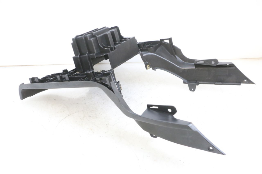 photo de FLOOR PANEL PEUGEOT TWEET PRO EFI 4T 50 (2021 - 2022) - Technical close-up