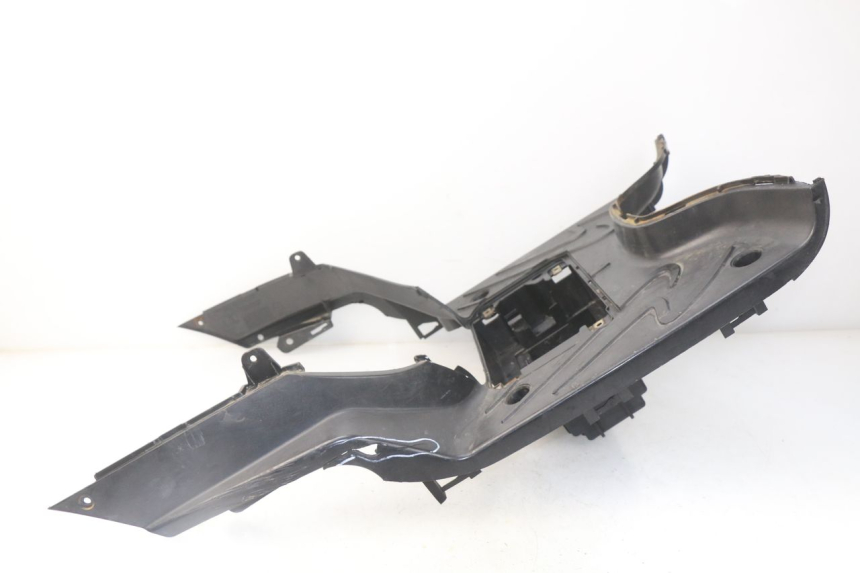 photo de FLOOR PANEL PEUGEOT TWEET 125 (2010 - 2017) - Checked used part