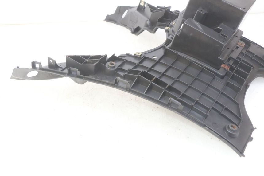 photo de FOOTREST PEUGEOT V-CLIC VCLIC 50 (2007 - 2013) - Zoom on usage condition