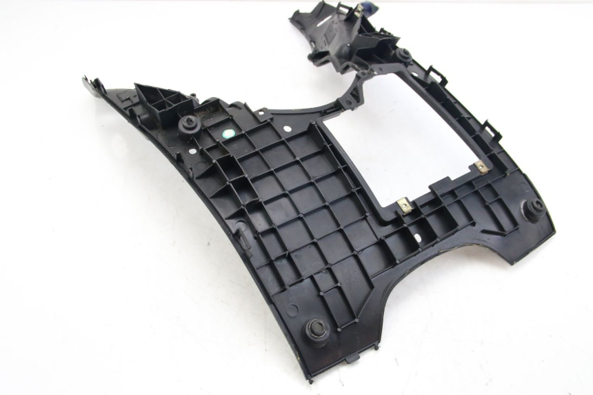 photo de FOOTREST PEUGEOT V-CLIC VCLIC 50 (2007 - 2013) - Distinctive features