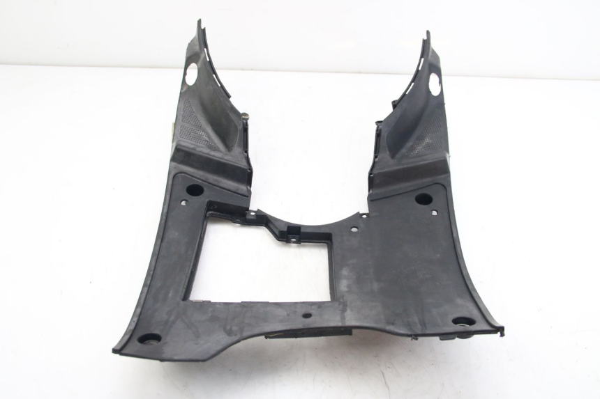 photo de FOOTREST PEUGEOT V-CLIC VCLIC 50 (2007 - 2013) - Alternative perspective